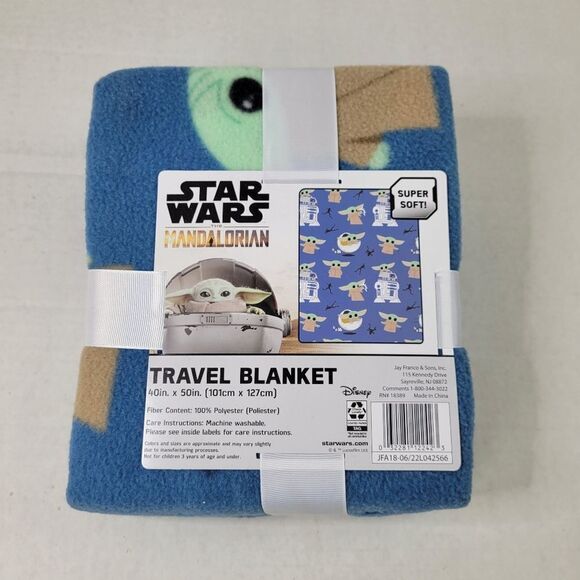 Star Wars The Mandalorian Travel Blanket - Picture 1 of 4